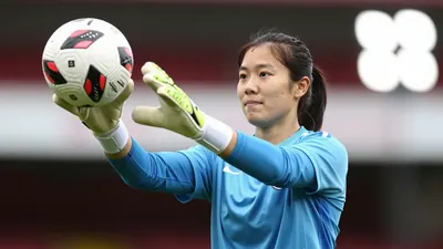 Aston Villa Women have signed Japanese goalkeeper Zion Suzuki, who impressed at the World Cup with his long throws and...